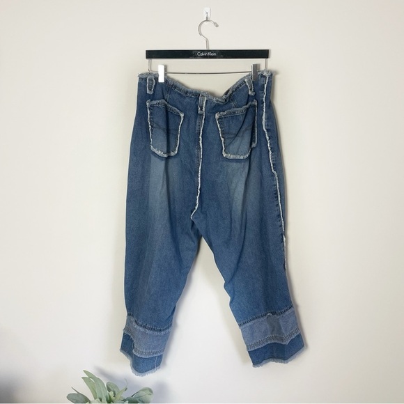 Women's Size:2X 90s Y2K Denim Two Toned Button Fly Low- Mid Rise Cropped Jeans - Picture 5 of 6